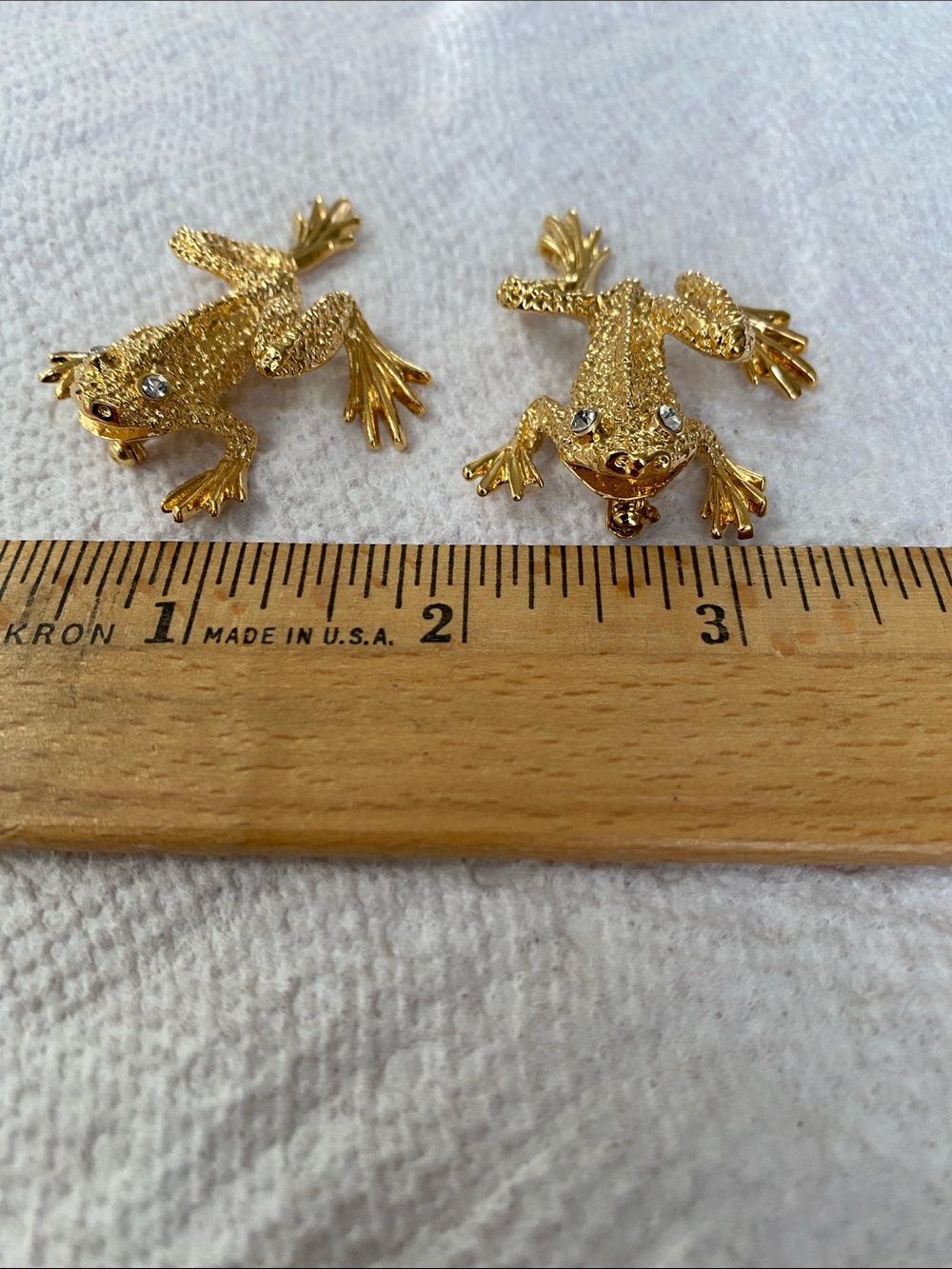 St. John vintage pair of frog pins -gold tone and